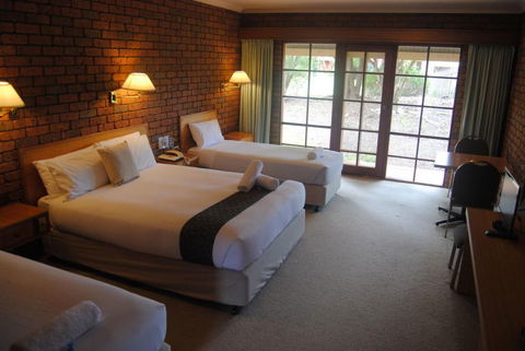 Grange Burn Motel - Accommodation Tasmania 2