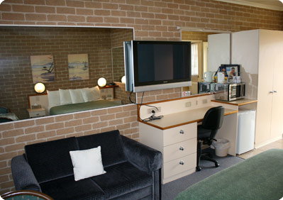 Grand Manor Motor Inn - Accommodation Tasmania 3