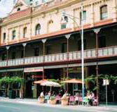 Plaza Hotel - Accommodation Tasmania
