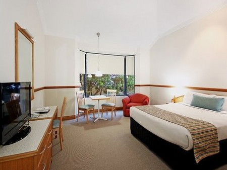 Quality Hotel Airport International - Accommodation Tasmania 4