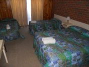 KY COUNTRY ROADS MOTOR INN - Accommodation Tasmania 2