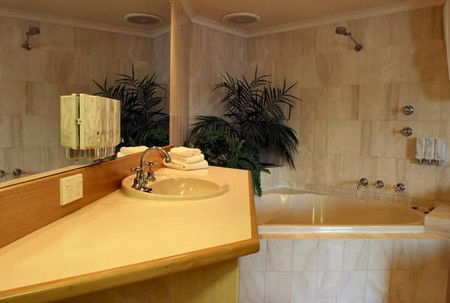 The Esplanade Motor Inn - Accommodation Tasmania 3