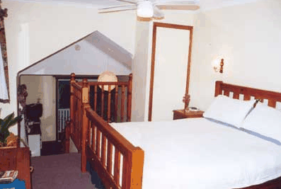 Tea Gardens Waterfront Bed And Breakfast - Accommodation Tasmania