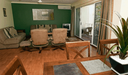 Surfers Tradewinds - Accommodation Tasmania 2