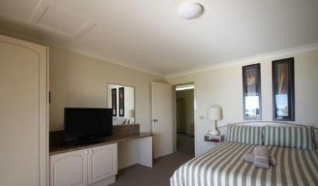 Araluen Motor Lodge - Accommodation Tasmania 1