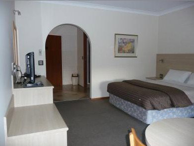 Hamiltons Townhouse Motel - Accommodation Tasmania 2