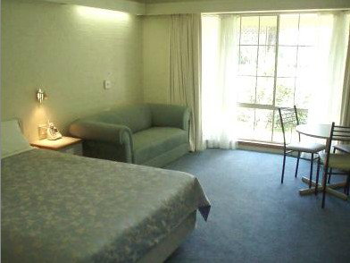 Hamiltons Townhouse Motel - Accommodation Tasmania 4