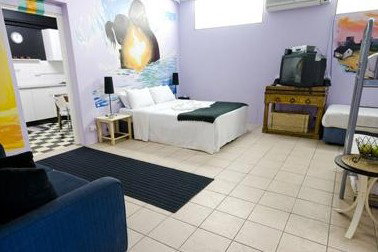 City Crown Lodge - Accommodation Tasmania 2