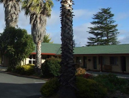 Lilac City Motor Inn & Streakhouse - Accommodation Tasmania 3