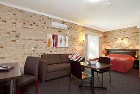 Highlander Motor Inn And Apartments - Accommodation Tasmania 4
