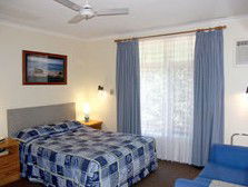 Flying Spur Motel - Accommodation Tasmania 1