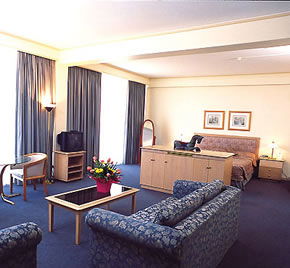 Chifley On South Terrace - Accommodation Tasmania 1