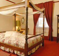 Mickey Bourkes Koroit Hotel - Accommodation Tasmania