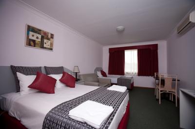 Hume Villa Motor Inn - Accommodation Tasmania 2
