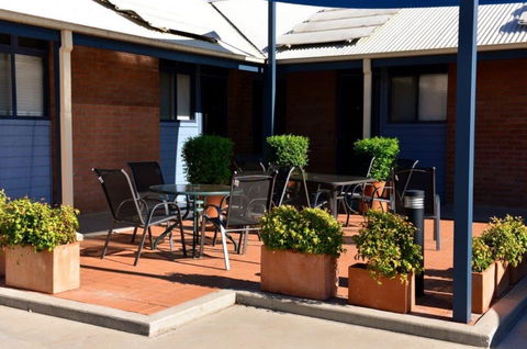 Albert Motel - Accommodation Tasmania 1