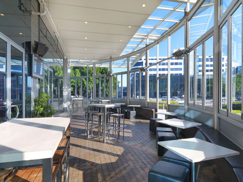 Holiday Inn Sydney Airport - Accommodation Tasmania 2