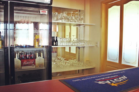 Armidale Motel - Accommodation Tasmania 2