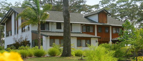 Chalet Swisse Spa Retreat - Accommodation Tasmania 0