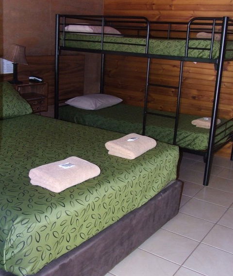 Territory Manor - Accommodation Tasmania 3
