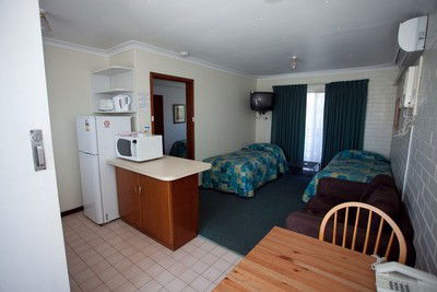 Brownelea Holiday Apartments - Accommodation Tasmania 10