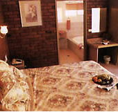 Colonial Motor Lodge - Accommodation Tasmania