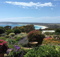 Emu Bay Holiday Homes - Accommodation Tasmania