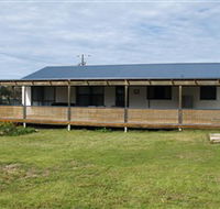 Surfin Sceales Beach House - Accommodation Tasmania