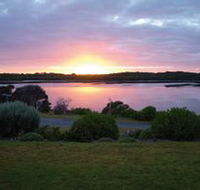 Lake View Apartments - Accommodation Tasmania