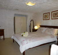 Underground Bed and Breakfast - Accommodation Tasmania