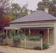 Miriams Cottage - Accommodation Tasmania