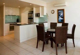 Tropical Nites - Accommodation Tasmania 1
