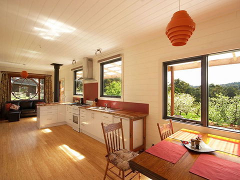Elvenhome Farm Cottage - Accommodation Tasmania 2