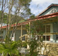 Crays Accommodation - The Esplanade - Accommodation Tasmania