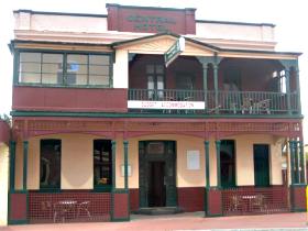 Central Hotel, Zeehan - Accommodation Tasmania 0