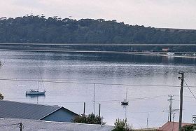 Sweetwater Villas - Accommodation Tasmania 0
