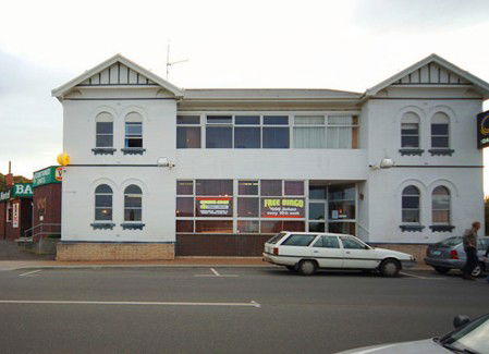 Somerset Hotel - Accommodation Tasmania 1