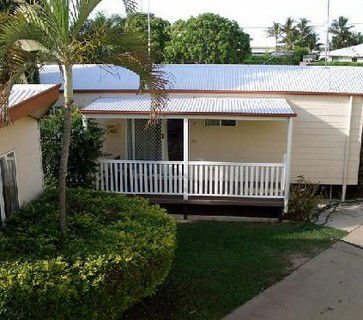Ashs Holiday Units And Cafe - Accommodation Tasmania 1