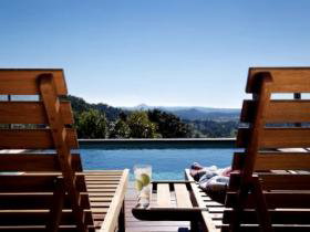 Dulong QLD Accommodation Tasmania
