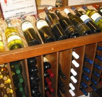 Warrenmang Vineyard  Resort - Accommodation Tasmania