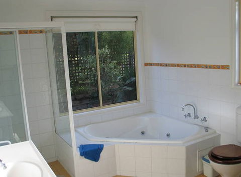 The Lodge - Far Meadow - Accommodation Tasmania 2