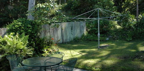 A Lake House At Burrill Lake - Accommodation Tasmania 0