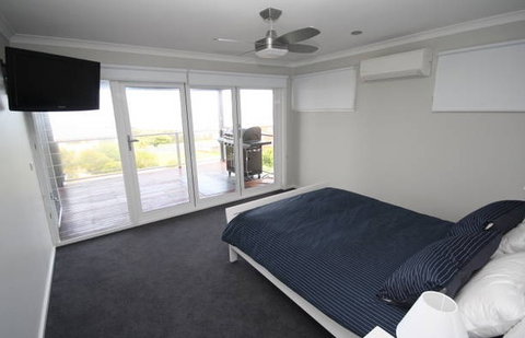 36 Kianga Parade - Accommodation Tasmania 2