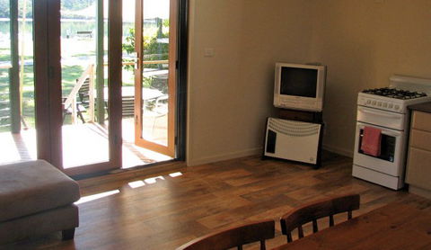 Bentley Waterfront - Accommodation Tasmania 5