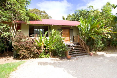 54 Shirley Lane - Byron Bay Bali Houses - Accommodation Tasmania 5