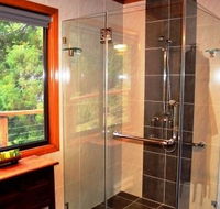 A Waterfall Hideout-Rainforest Cabin for Couples - Accommodation Tasmania