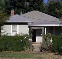 Honeysuckle Cottage Jingellic - Accommodation Tasmania
