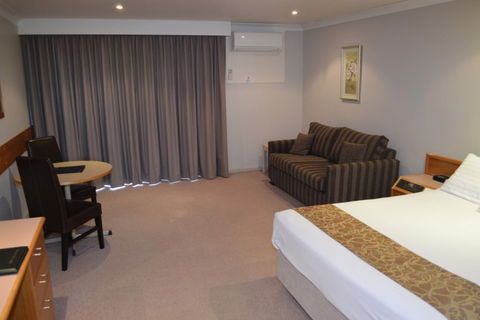 Hilltops Retreat Motor Inn - Accommodation Tasmania 3