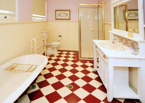 Sweet Briar Bed And Breakfast And Cottages - Accommodation Tasmania 3