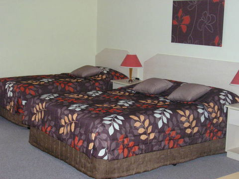 Tuckerbox Motor Inn - Accommodation Tasmania 8