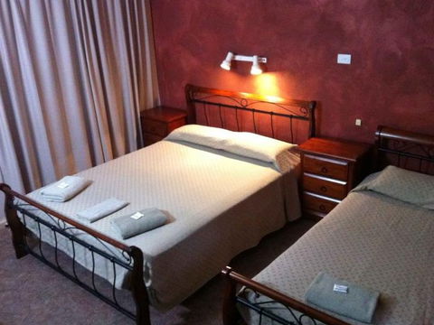 Bushmans Retreat Gundagai Motor Inn - Accommodation Tasmania 2